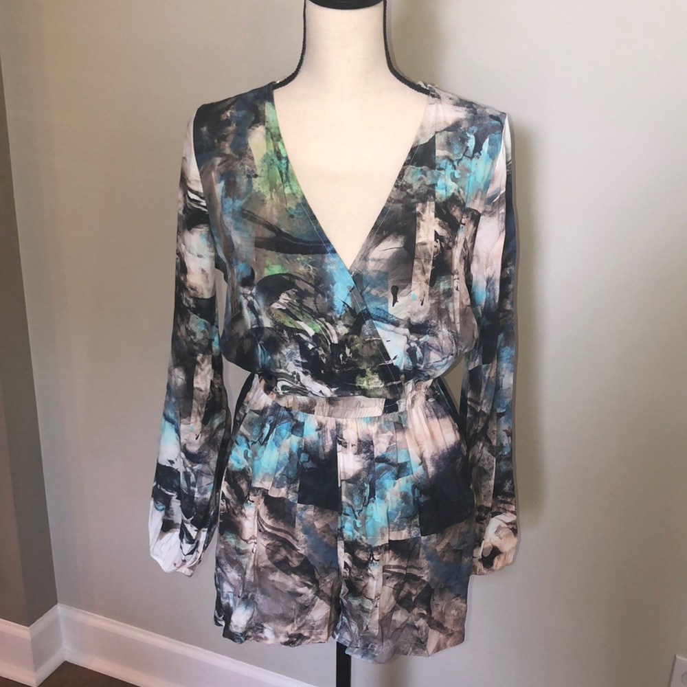 Low V Romper